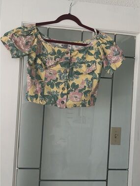Wet seal floral crop top